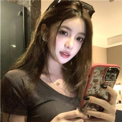 鬼屋丽人